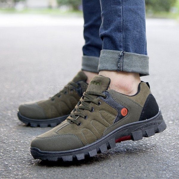 Ανδρικές μπότες πεζοπορίας με σκληρή σόλα