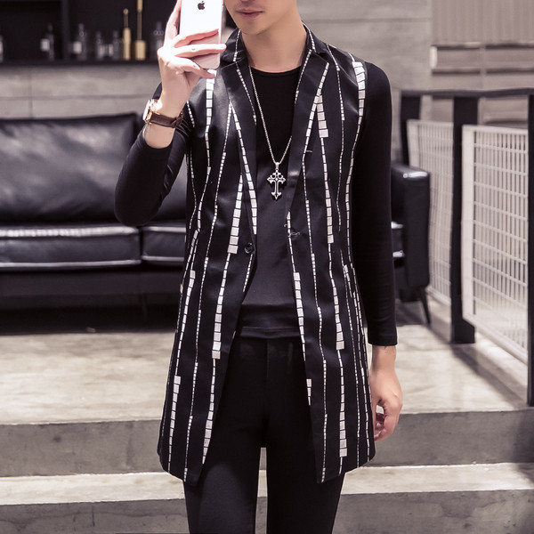 Ανδρικό σπορ καθημερινό γιλέκο με πολύχρωμα στοιχεία