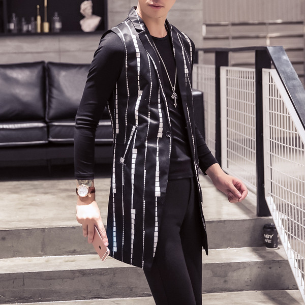 Ανδρικό σπορ καθημερινό γιλέκο με πολύχρωμα στοιχεία