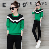 Αθλητική γυναικεία φόρμα σε τέσσερα χρώματα