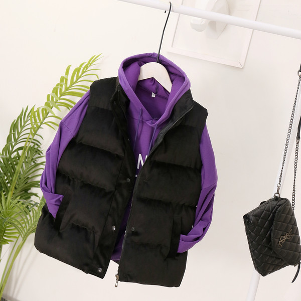 Γυναικείο γιλέκο με μαλακό κάλυμμα σε τέσσερα χρώματα