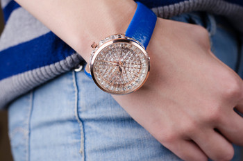 Дамски часовник Prance Crystals с Естествена кожа.