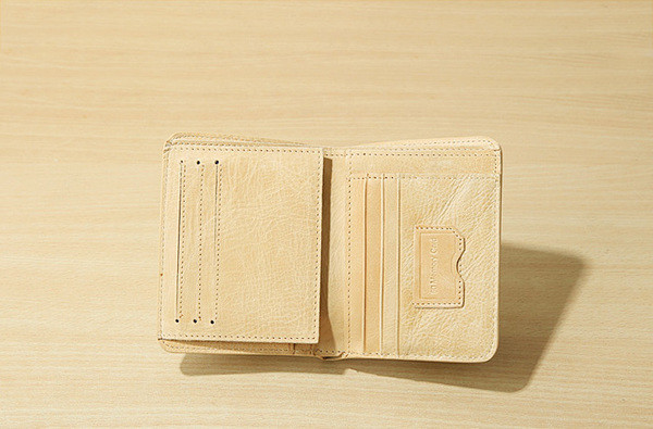 Portofel barbatesc modern din piele ecologica in doua culori