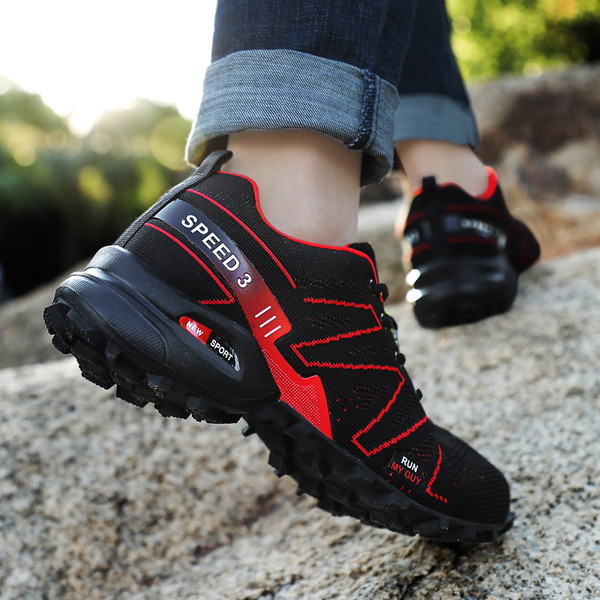 Αδιάβροχα υποδήματα για άντρες σε διάφορα χρώματα