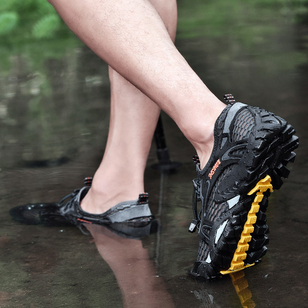 Pantofi de drumeție pentru bărbați în trei culori