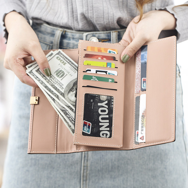 Portofel de dama in mai multe culori cu inscriptie