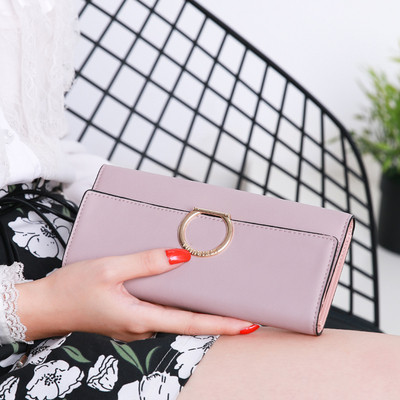 Γυναικείο πορτοφόλι σε τρία χρώματα με μεταλλική διακόσμηση