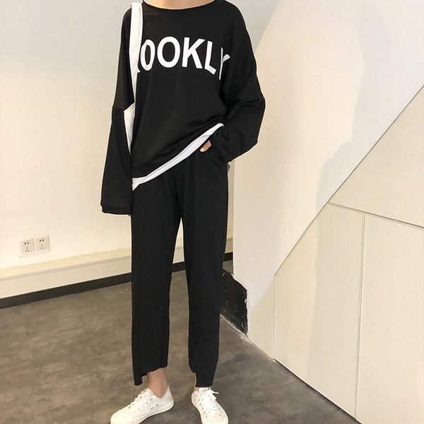 Set sport pentru femei din două părți în negru cu inscripție