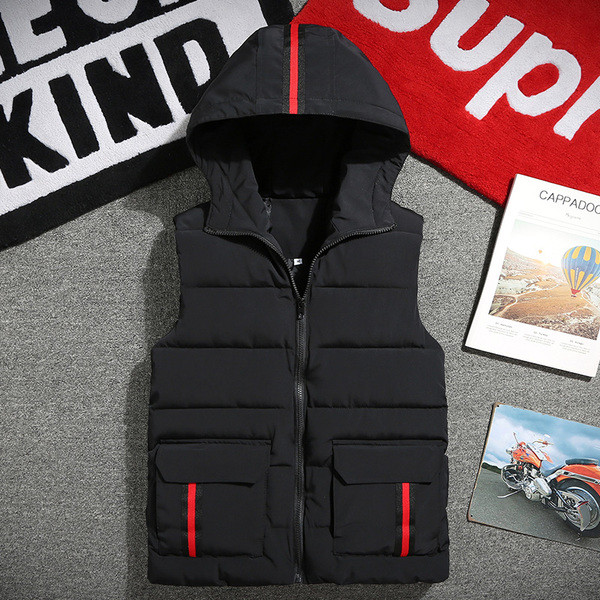 Vesta sport barbati in mai multe culori cu dungi rosii