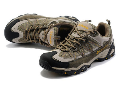 Αθλητικά υποδήματα ανδρικά κατάλληλα για πεζοπορία σε τρία χρώματα