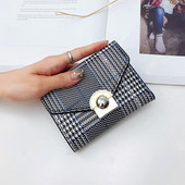 Γυναικείο πορτοφόλι σε διάφορα μοντέλα και χρώματα