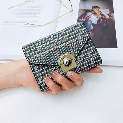 Γυναικείο πορτοφόλι σε διάφορα μοντέλα και χρώματα