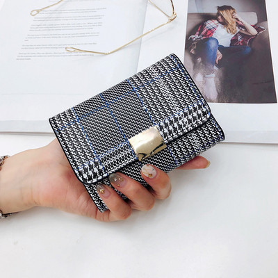 Γυναικείο πορτοφόλι σε διάφορα μοντέλα και χρώματα