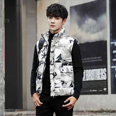 Κομψό μακρύ ανδρικό γιλέκο σε τρία χρώματα με μπροστινές τσέπες