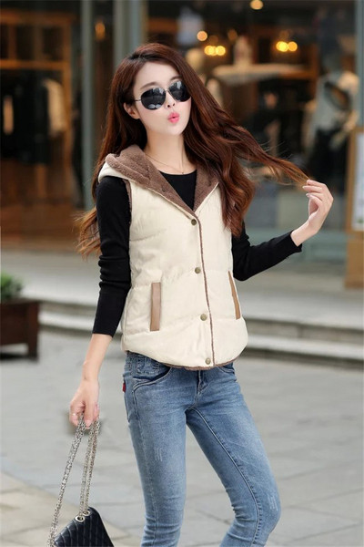 Κομψό γυναικείο γιλέκο  με απαλό κάλυμμα σε διάφορα χρώματα