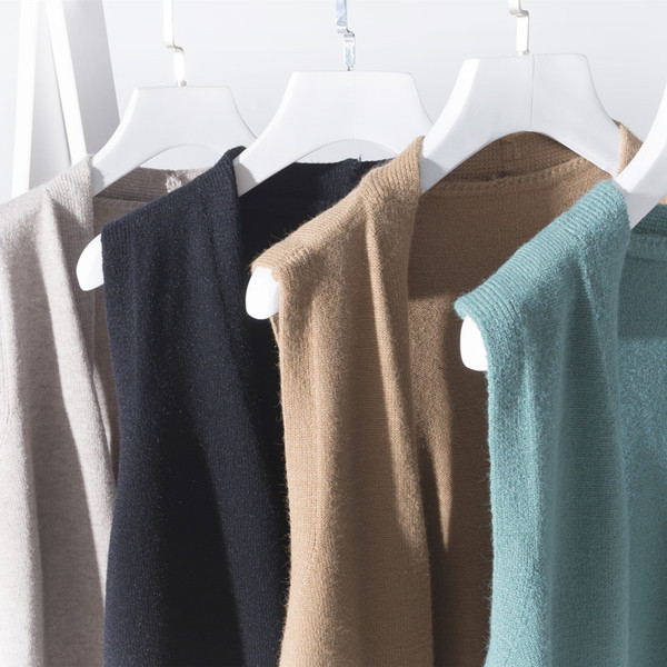 Υπέροχο μακρύ γυναικείο γιλέκο με ντεκολτέ σε σχήμα V σε τέσσερα χρώματα