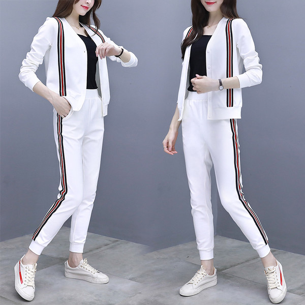 Δύο κομμάτι γυναικείο αθλητικό σετ - ψηλά μακρύ παντελόνια και φούτερ και κουμπιά σχήματος V