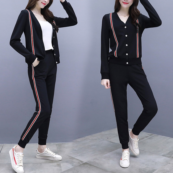 Δύο κομμάτι γυναικείο αθλητικό σετ - ψηλά μακρύ παντελόνια και φούτερ και κουμπιά σχήματος V