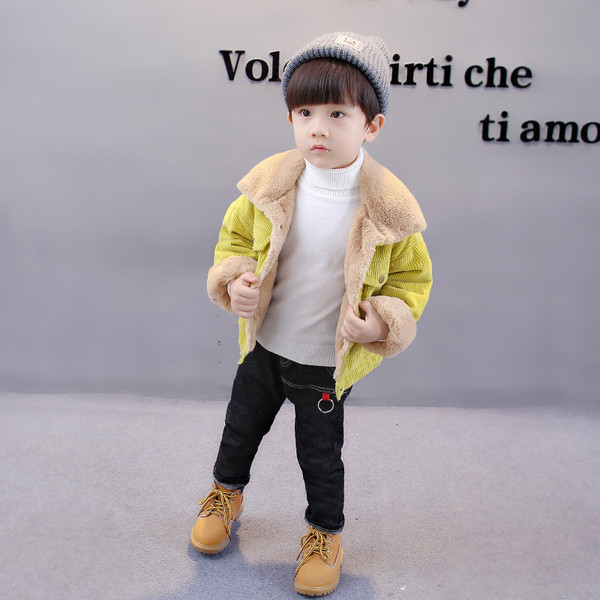 Παιδικό μπουφάν για αγόρια σε δύο χρώματα