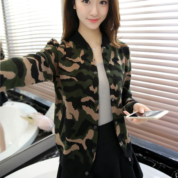 Vestă modernă de damă cu model de camuflaj - mai multe culori