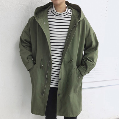 Ανδρικό μπουφάν με κουκούλα σε δύο χρώματα