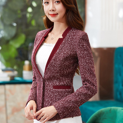 Καθημερινό γυναικείο σακάκι με  διακόσμηση τσέπες