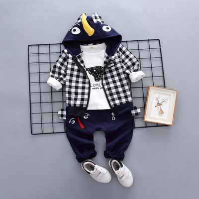 Παιδικό σετ τριών τεμαχίων για αγόρια με τρισδιάστατο στοιχείο - τρία χρώματα