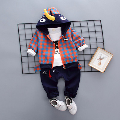 Παιδικό σετ τριών τεμαχίων για αγόρια με τρισδιάστατο στοιχείο - τρία χρώματα