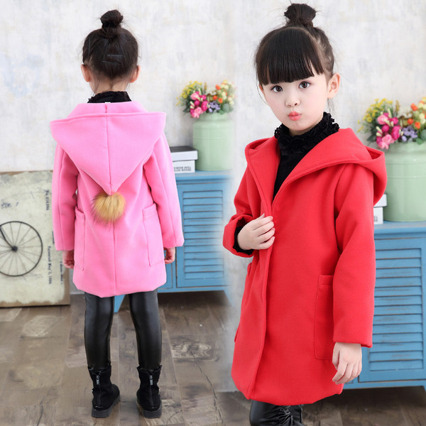 Μοντέρνο παιδικό παλτό με κουκούλα και τσέπες σε κόκκινο και ροζ