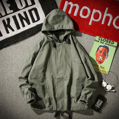 Ежедневно мъжко яке с качулка в два цвята