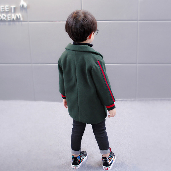 Haina pentru copii sportiva si eleganta cu margini colorate