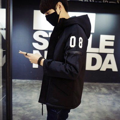 Ανδρικό  μπουφάν σε δύο χρώματα κατάλληλο για τη καθημερινή ζωή