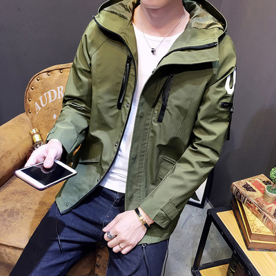 Ανδρικό  μπουφάν σε δύο χρώματα κατάλληλο για τη καθημερινή ζωή