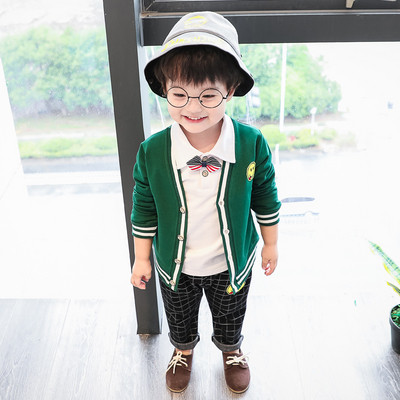 Κομψό παιδικό σετ για αγόρια σε τρία μέρη - τρία χρώματα