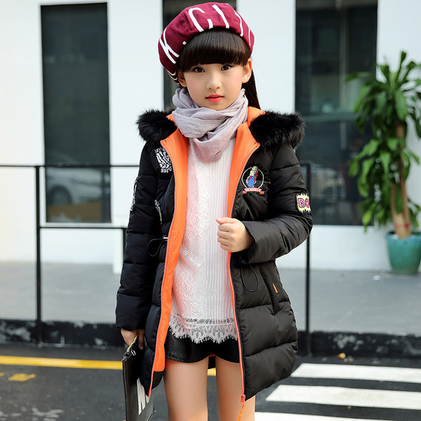 HIT Geaca de iarna moderna pentru copii cu embleme colorate si puf in mai multe culori