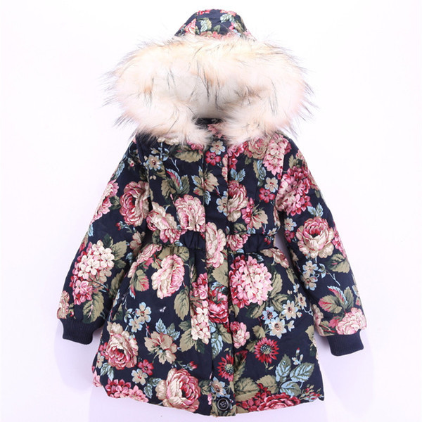 Μοντέρνο χειμωνιάτικο μπουφάν με μοτίβα λουλουδιών