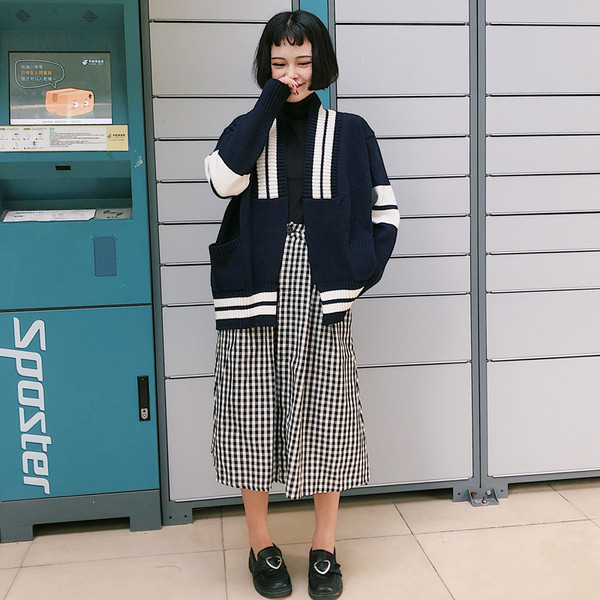 Vesta de dama in doua culori - albastru inchis si rosu