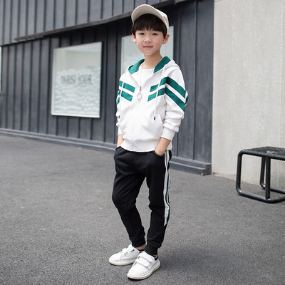 Trening pentru copii pentru baieti in patru culori