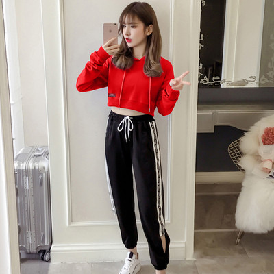 Γυναικεία αθλητικά σετ με δύο μέρη κατάλληλα για καθημερινή ζωή σε διάφορα χρώματα