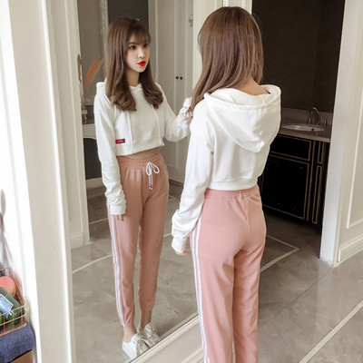 Γυναικεία αθλητικά σετ με δύο μέρη κατάλληλα για καθημερινή ζωή σε διάφορα χρώματα