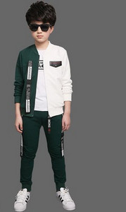 Μοντέρνο παιδικό σετ για αγόρια από τρία μέρη σε τρία χρώματα