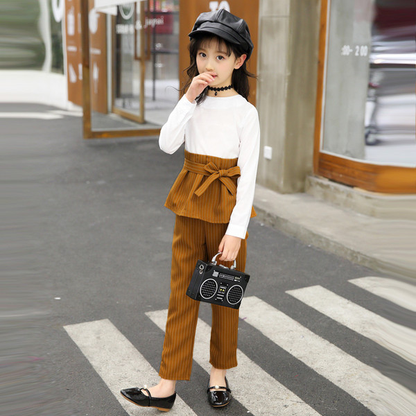 Παιδικό κομψό σετ για κορίτσια σε δύο χρώματα