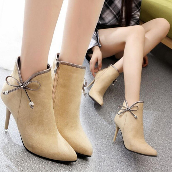 Cizme de dama cu toc subtire si panglica in doua culori