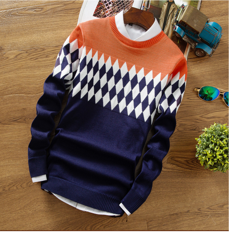 Pulover bărbătesc cu guler în formă de O în mai multe culori