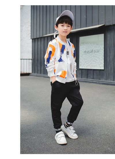 Μοντέρνο παιδικό σετ για αγόρια σε τρία μέρη