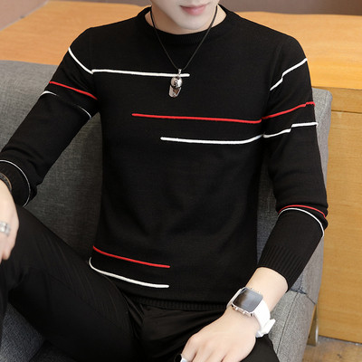 Pulover pentru bărbați potrivit pentru utilizarea de zi cu zi în trei modele - mai multe culori