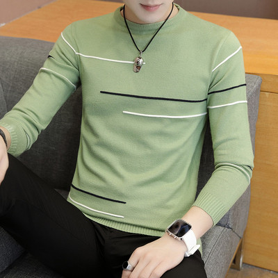 Pulover pentru bărbați potrivit pentru utilizarea de zi cu zi în trei modele - mai multe culori