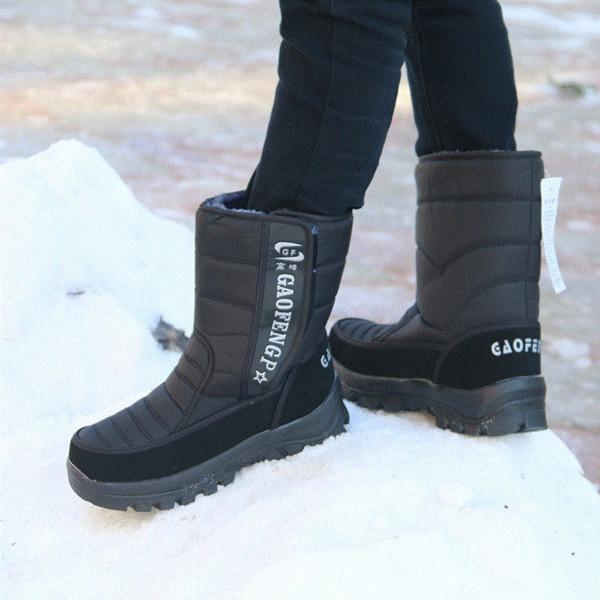 Cizme pentru barbati si dama in mai multe culori