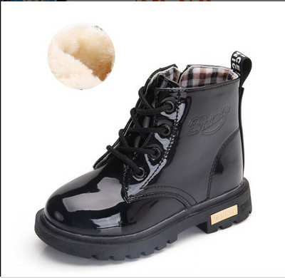 Καθημερινές μπότες παιδιών με διάφορα χρώματα