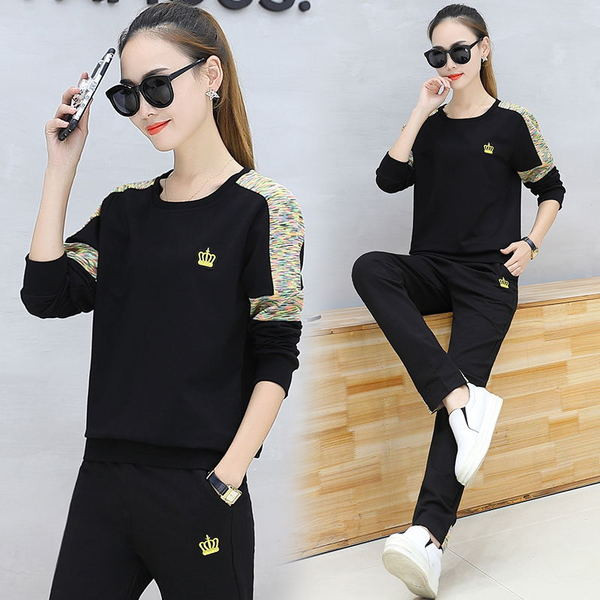 Set sport modern de dama din doua piese cu broderie in mai multe culori